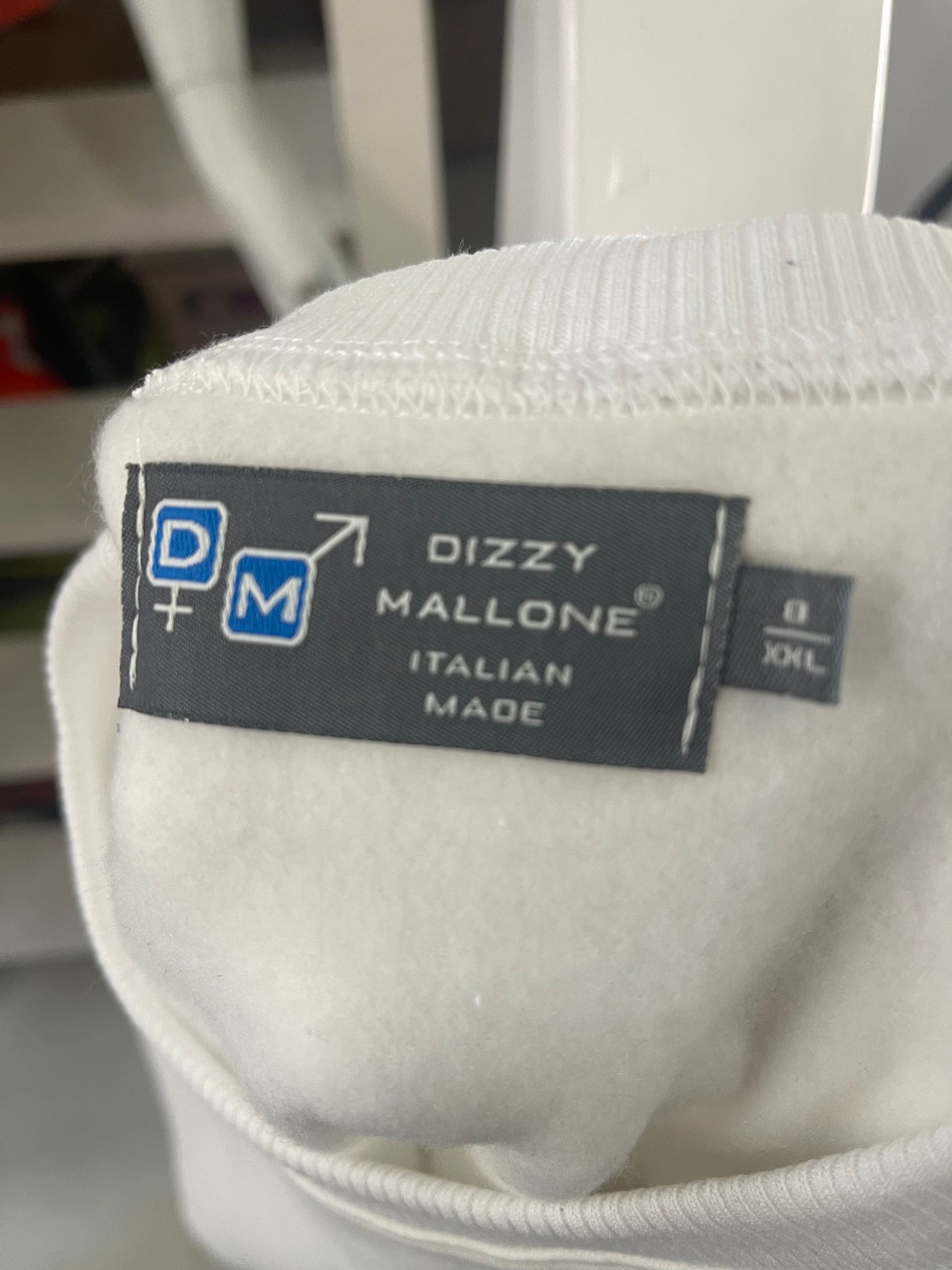 Dizzy mallone wit truien