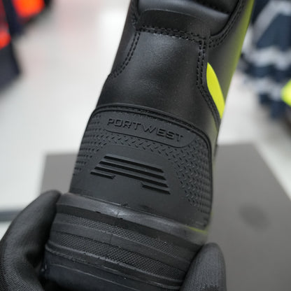 Portwest Winterlaars Stalen Lederen S3L SC HRO CI SR Zwart FD07