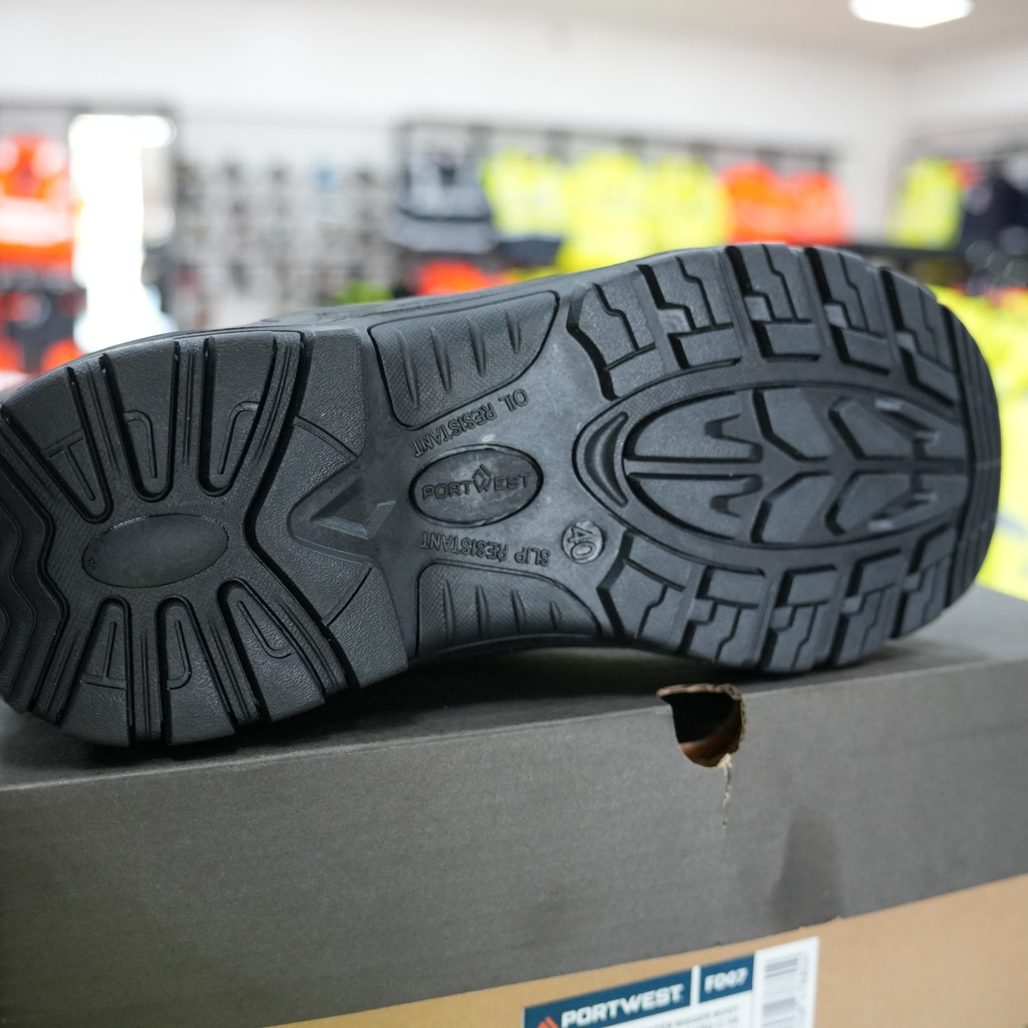 Portwest Winterlaars Stalen Lederen S3L SC HRO CI SR Zwart FD07