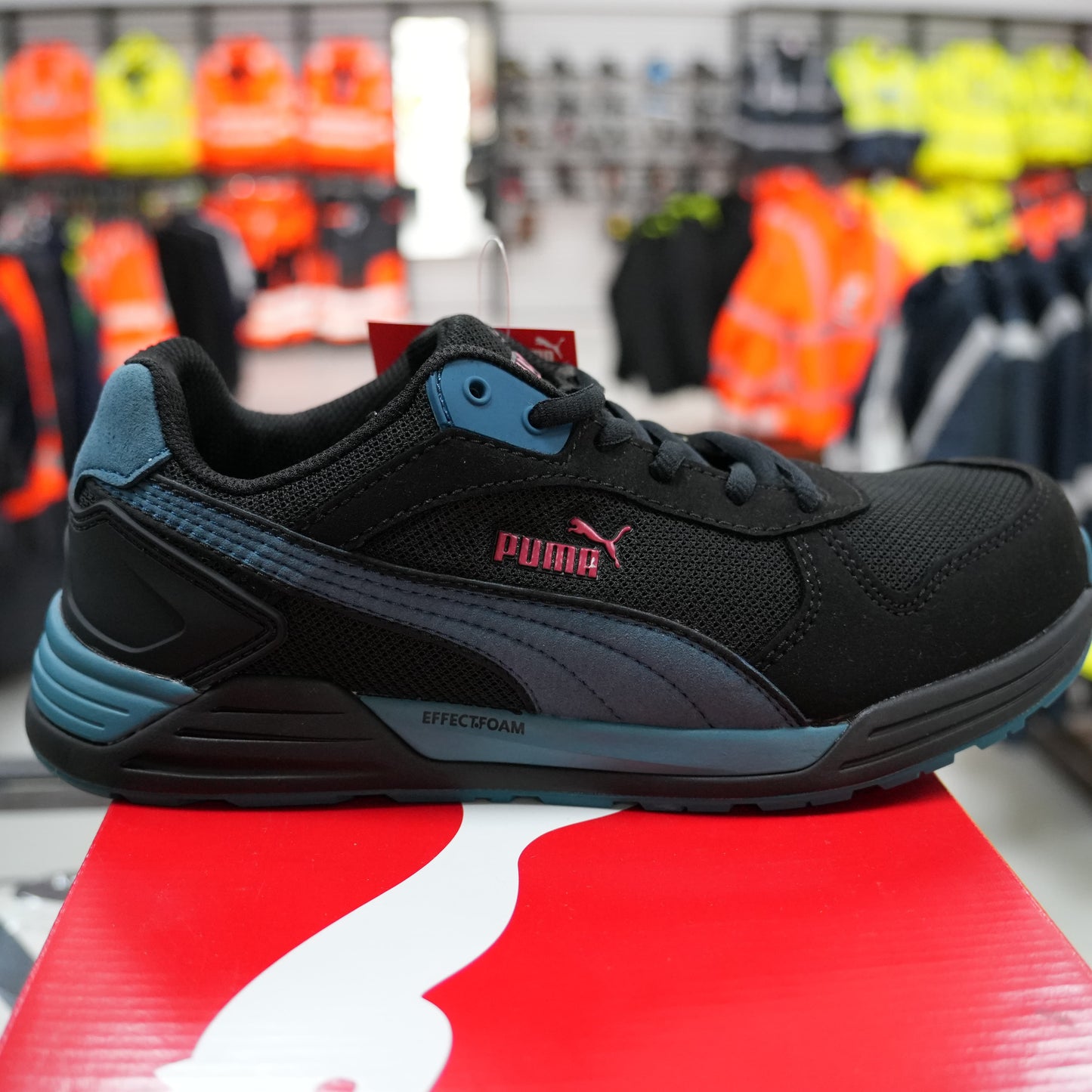 Puma FRONTSIDE BLK/BLUE LOW S1PS Werkschoen ESD FO HRO SR