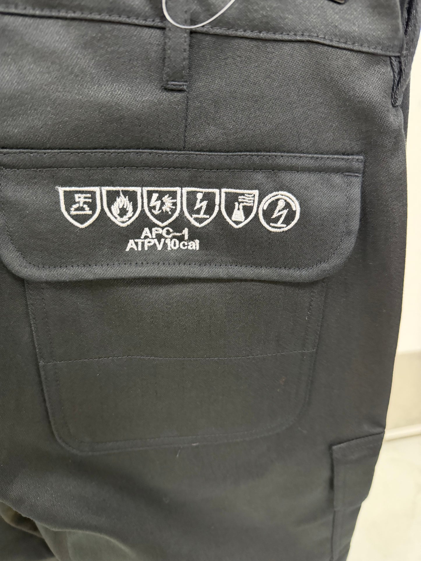 Hydrowear Meddo vlamvertragend werkbroek met kniezakken Zwart🔥