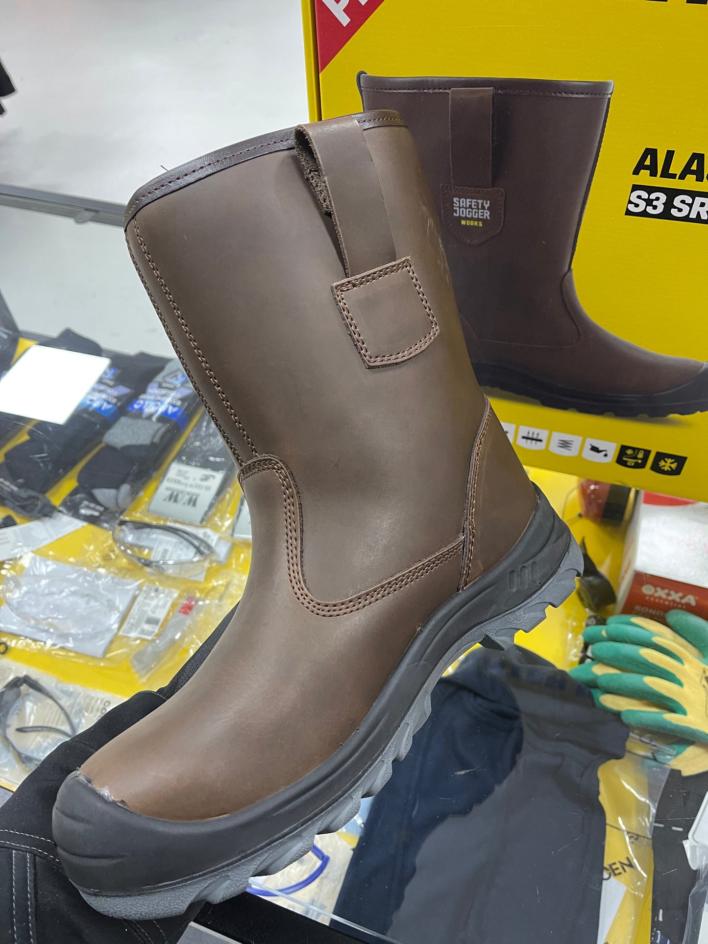 Safety jogger alaska S3 gevoerde werklaars winterbox
